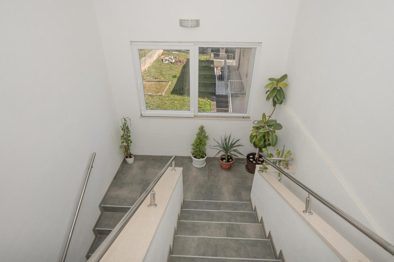 Bilin San Apartments Baška Voda Zewnętrze zdjęcie