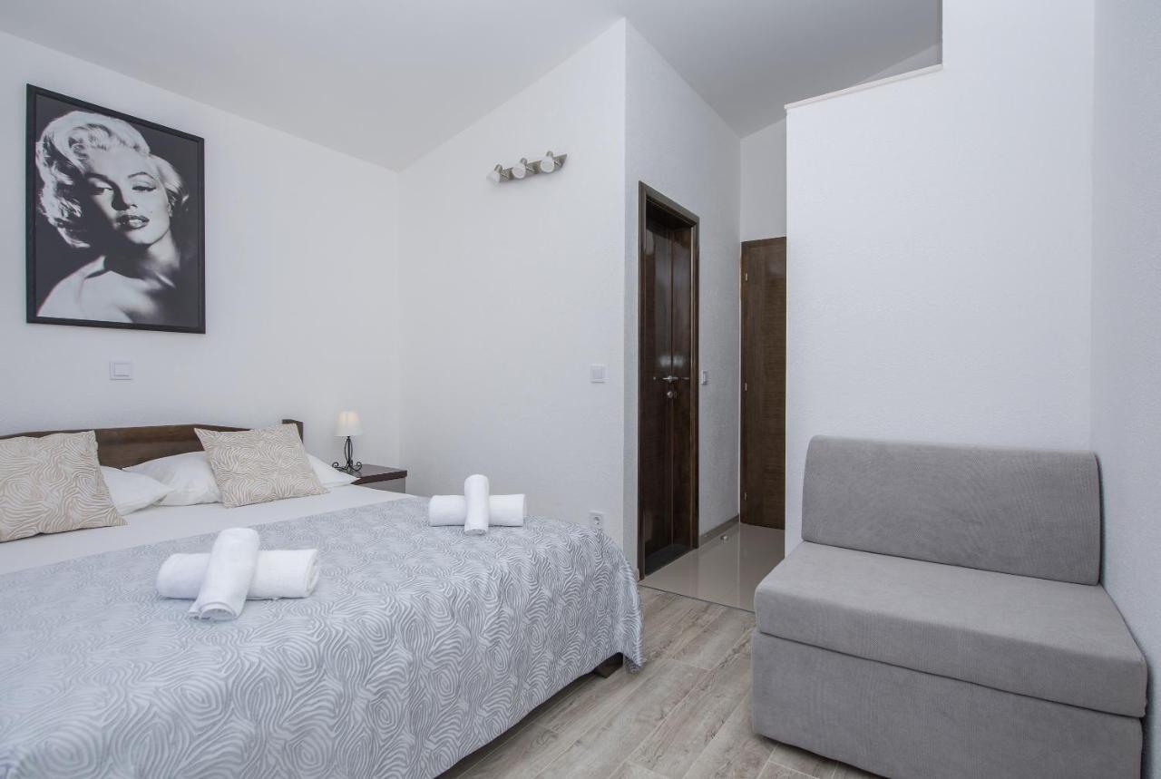 Bilin San Apartments Baška Voda Zewnętrze zdjęcie